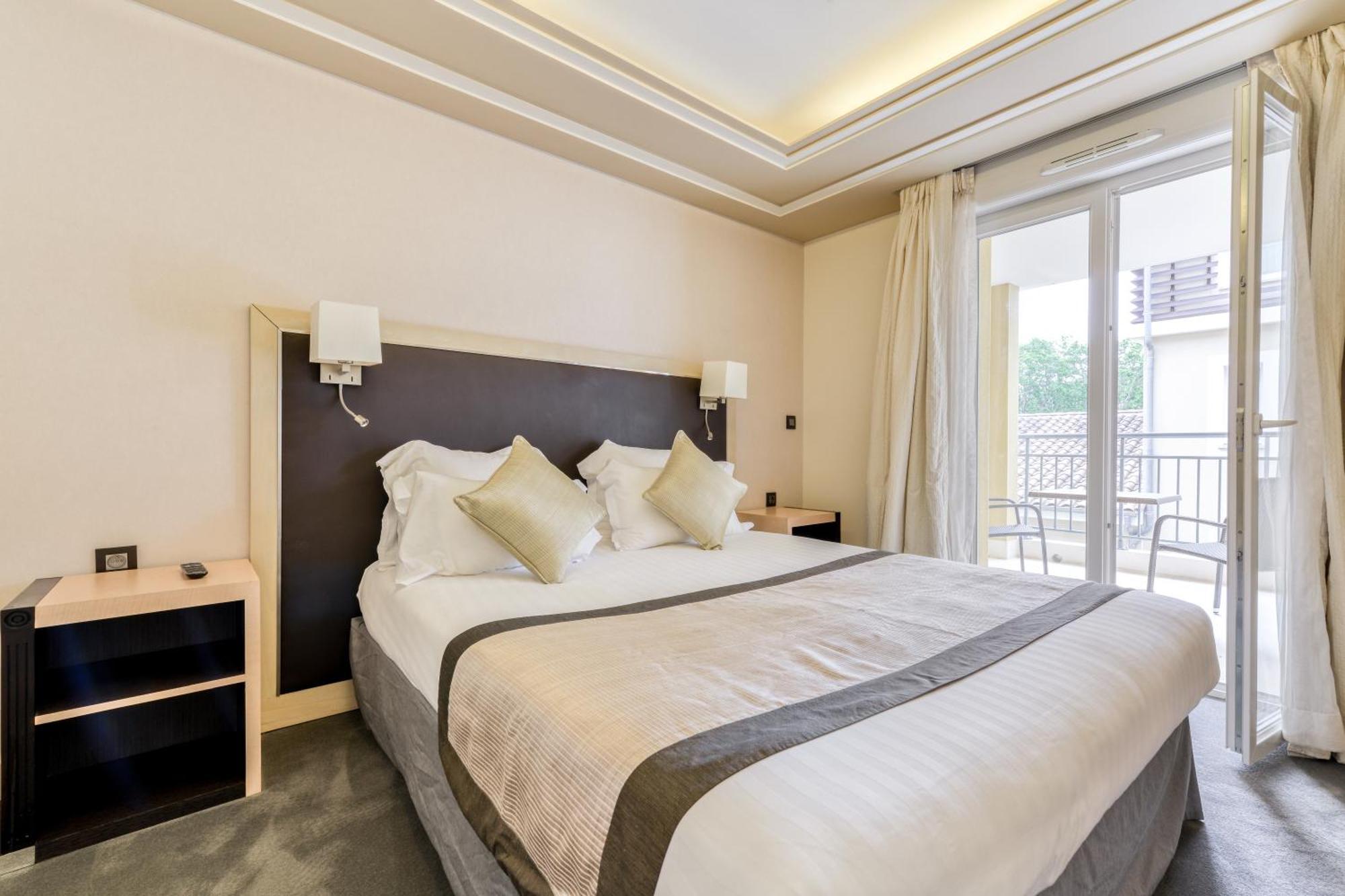 Zenitude Hotel La Valadiere, Ascend Hotel Collection Juvignac Eksteriør bilde