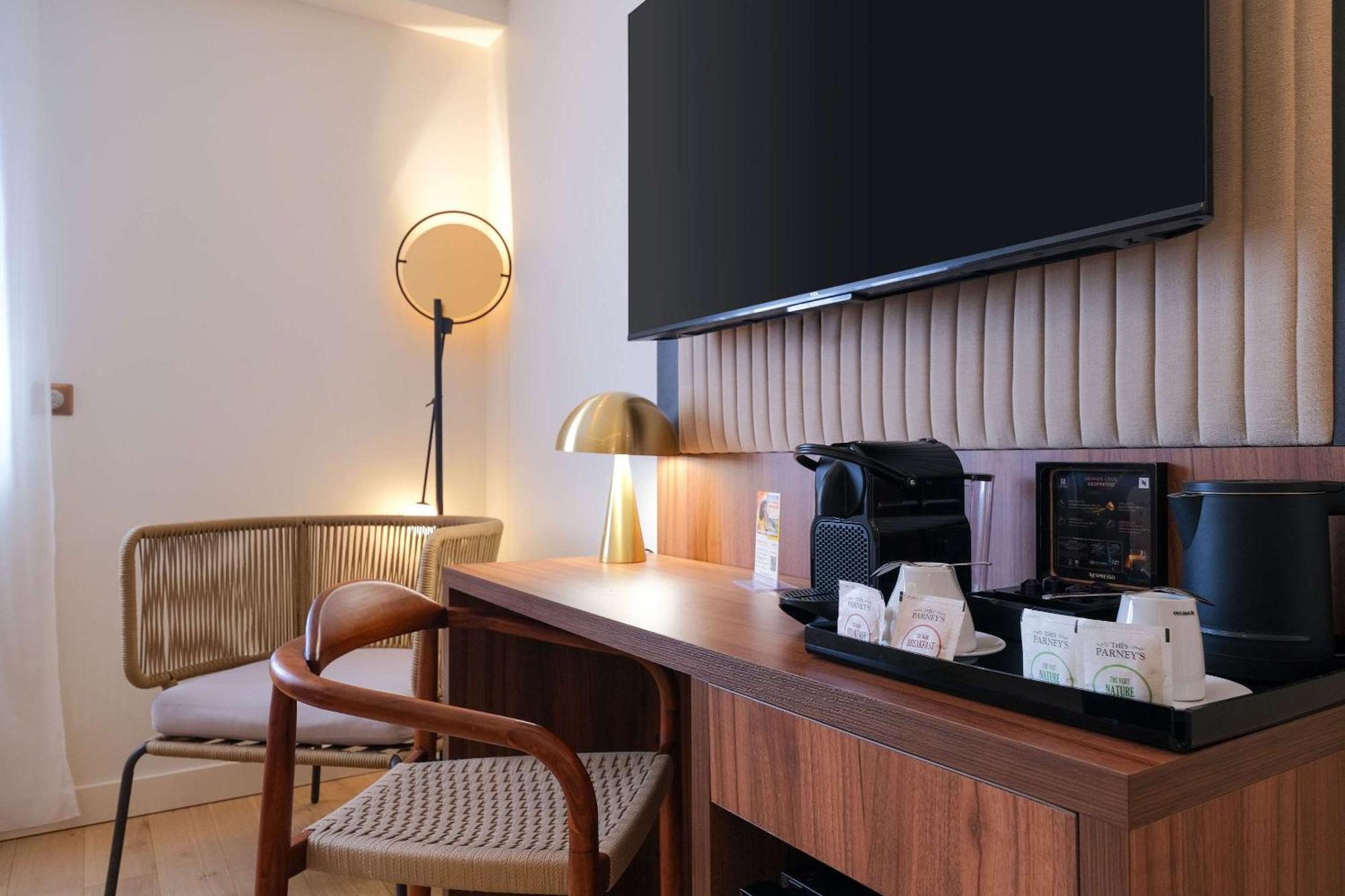 Zenitude Hotel La Valadiere, Ascend Hotel Collection Juvignac Eksteriør bilde