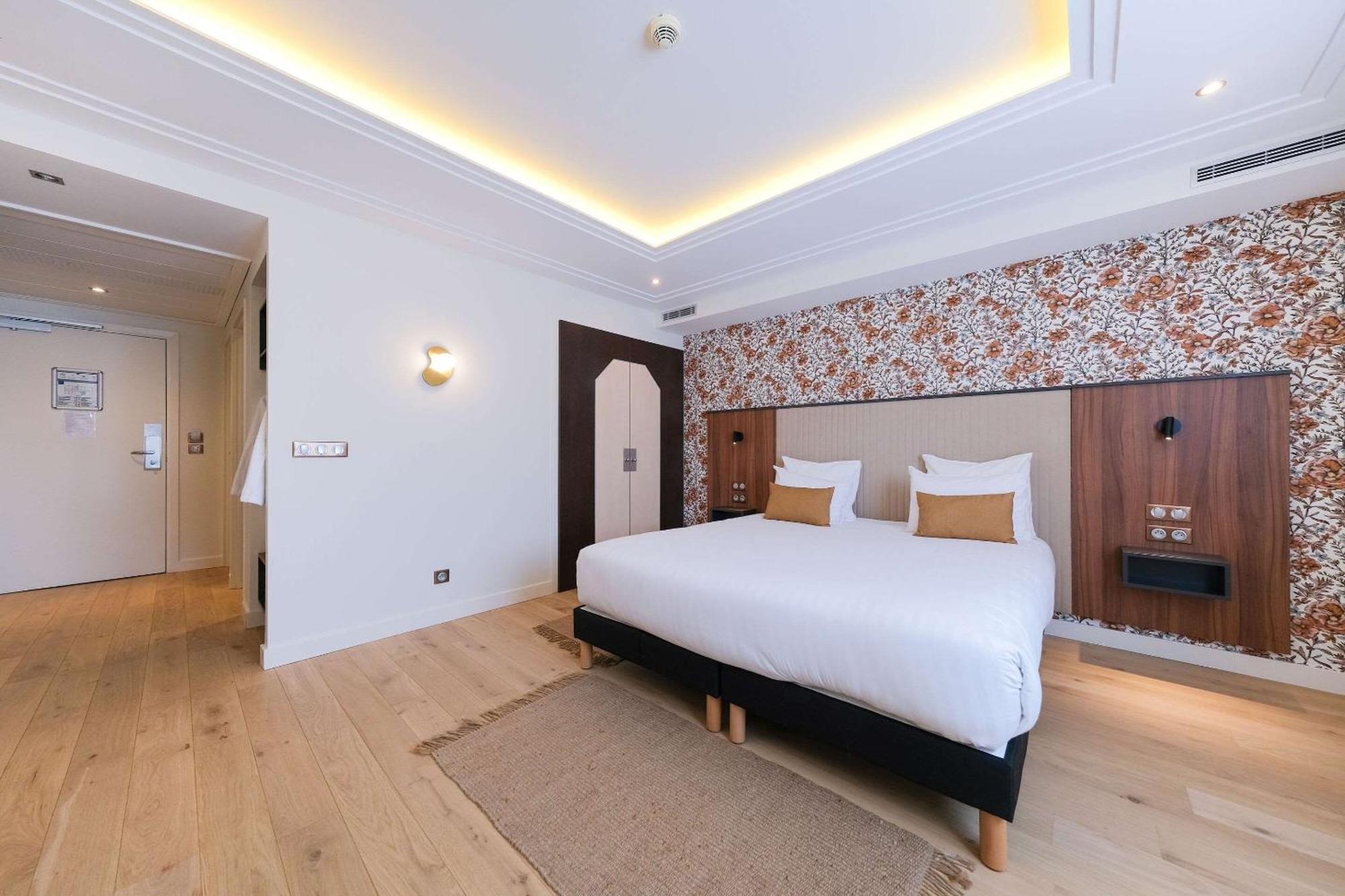 Zenitude Hotel La Valadiere, Ascend Hotel Collection Juvignac Eksteriør bilde